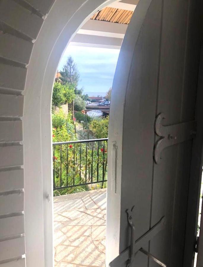 Appartamento La Casa Di Anselmo San Lorenzo al Mare Esterno foto